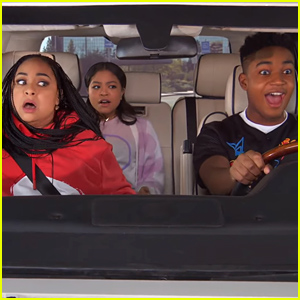 Raven Takes Nia & Booker Driving In This Exclusive 'Raven's Home' Season Finale Clip