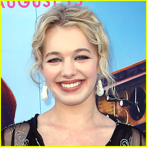 Sadie Calvano Thanks Cast & Crew Ahead of 'Mom' Series Finale