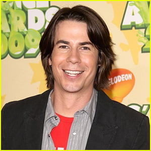 Fans Are Surprised To Learn How Old Jerry Trainor Is After Dating Profile Goes Viral