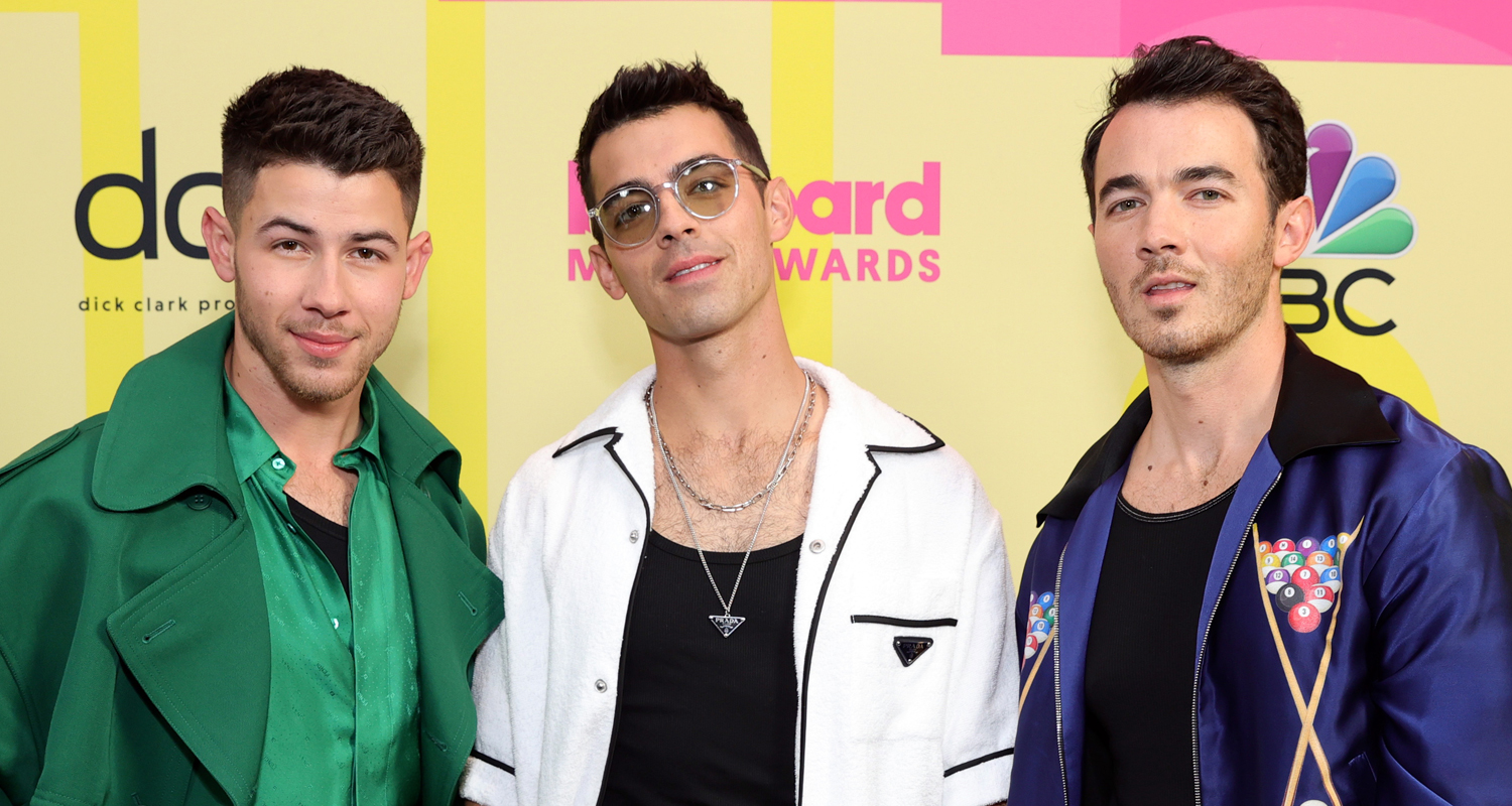 Jonas Brothers Share New Excerpts From Memoir ‘Blood’ & Reveal New ...