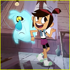 Molly McGhee Meets Scratch the Ghost In New 'The Ghost & Molly McGee' Clip!