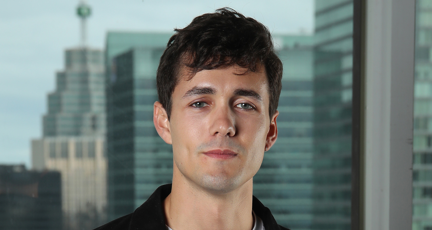 Jonah HauerKing Says Halle Bailey Is ‘Absolute Magic’ In ‘The Little