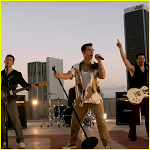 Jonas Brothers Switch Up 'Remember This' Lyrics For NBC's Olympics Closing Ceremony - Listen to the New Lyrics!