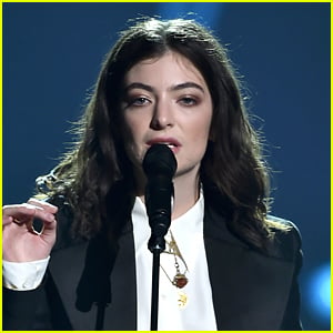 Lorde Is Not Worried About The Commerical Success Of New Album 'Solar Power'