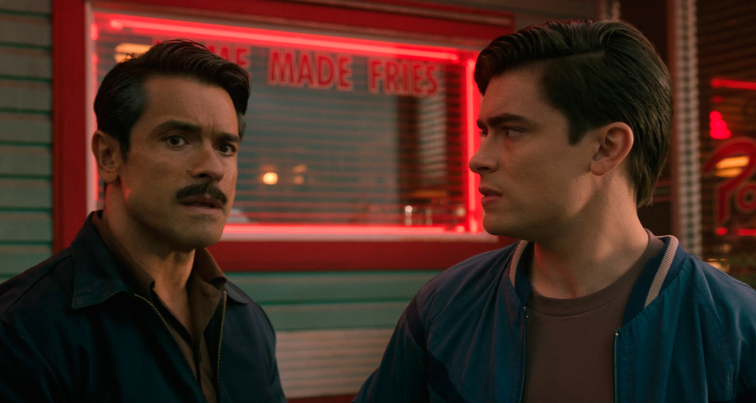 Mark Consuelos’ Son Michael Guest Stars On ‘Riverdale’ As Young Hiram ...