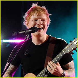 Ed Sheeran Hits the MTV VMAs Stage For a Performance of His New Song 'Shivers' - Watch the Video!