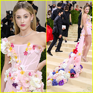 Met gala lili reinhart dress hotsell