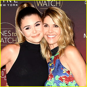 Olivia Jade Says Mom Lori Loughlin Is Her Biggest 'DWTS' Supporter