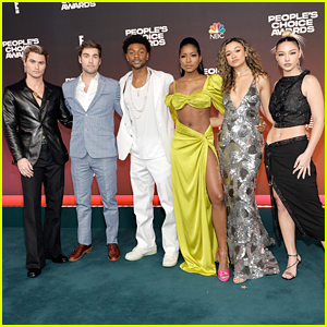 'Outer Banks' Cast Attend People's Choice Awards 2021 After Season 3 Renewal!
