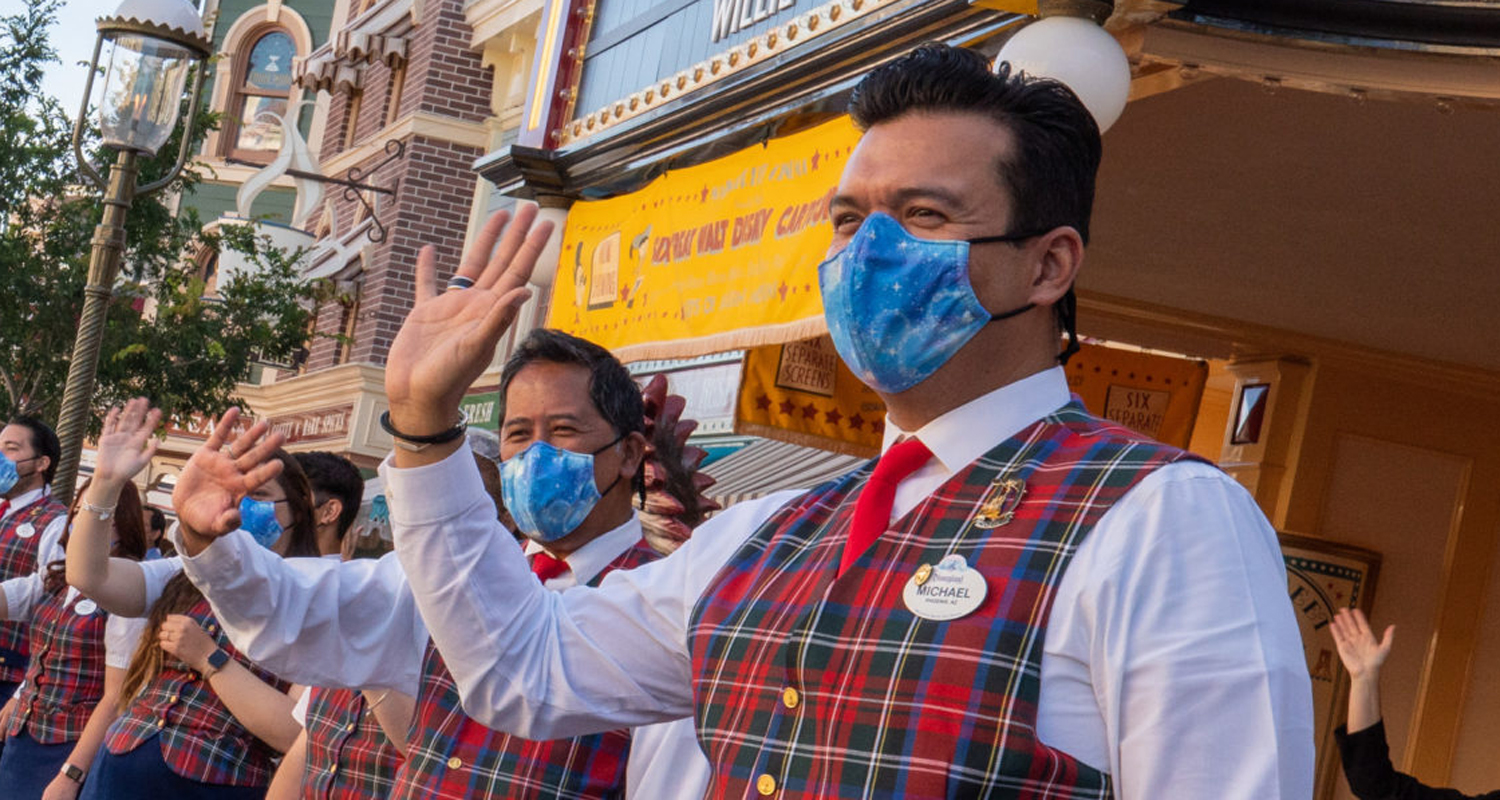 Disneyland & Walt Disney World Are Lifting Mask Mandates For Fully