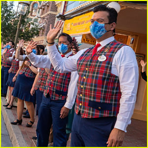 Disneyland & Walt Disney World Are Lifting Mask Mandates For Fully Vaccinated Guests