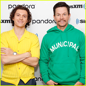 Tom Holland & Mark Wahlberg Dish On Their Sibling Dynamic While Promoting 'Uncharted'