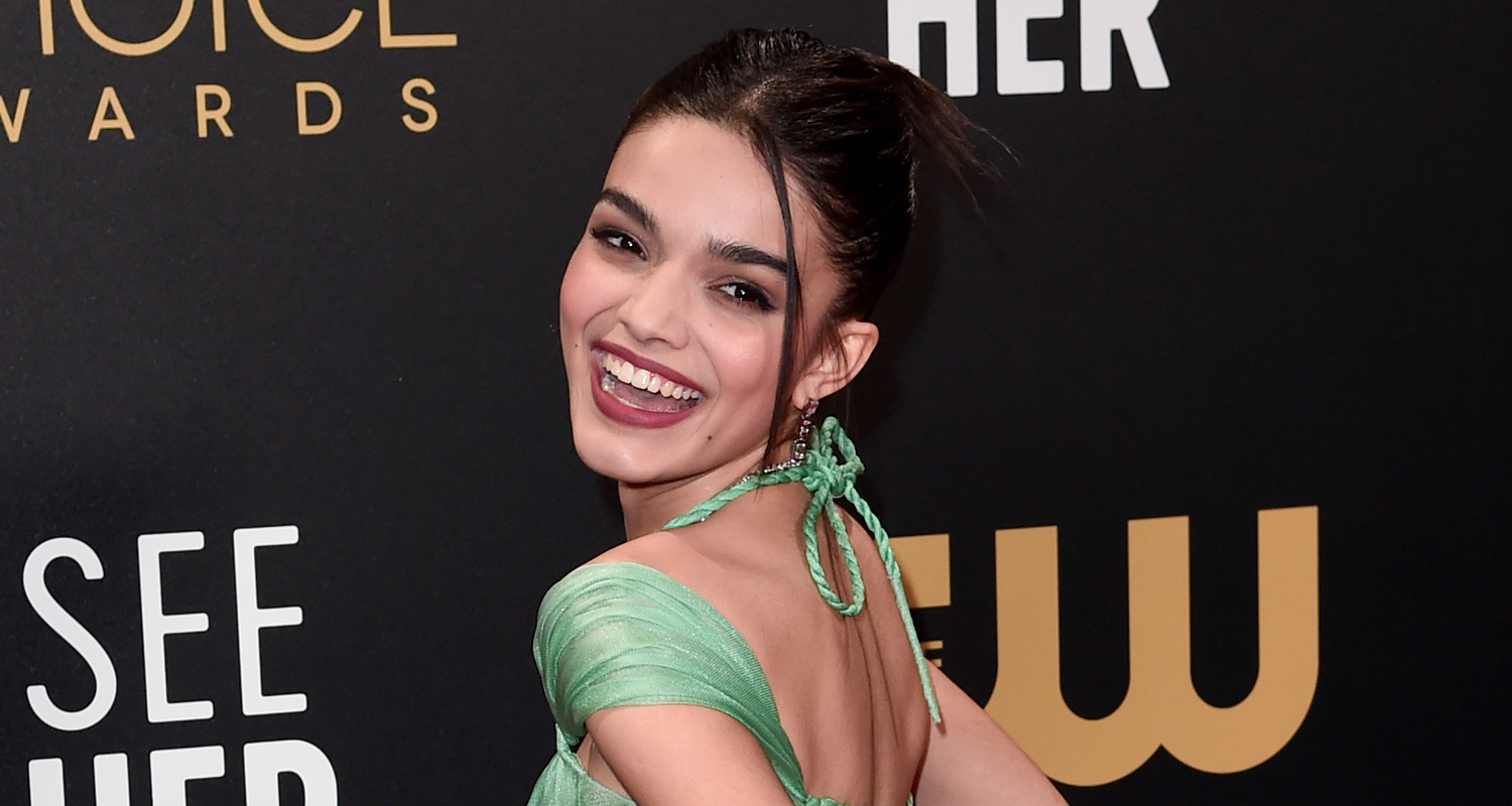Rachel Zegler Invited To Present at Oscars 2022 After Revealing She