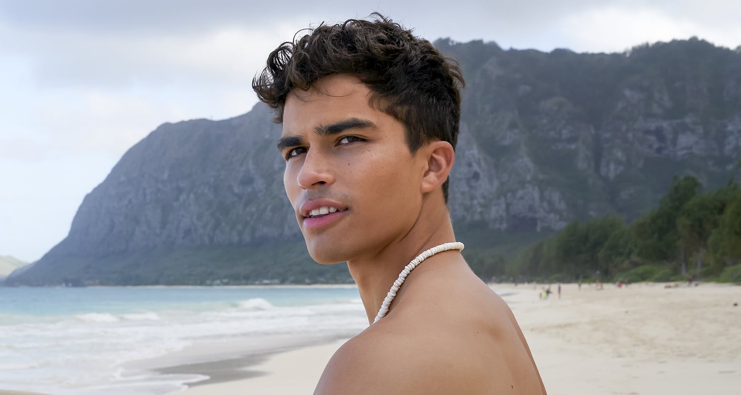 ‘Pretty Little Liars: Original Sin’ Star Alex Aiono WILL Return for ‘Doogie Kamealoha, MD’ Season 2