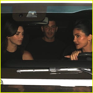 Kylie Jenner Grabs Dinner with Kendall & Fai Khadra (Photos)