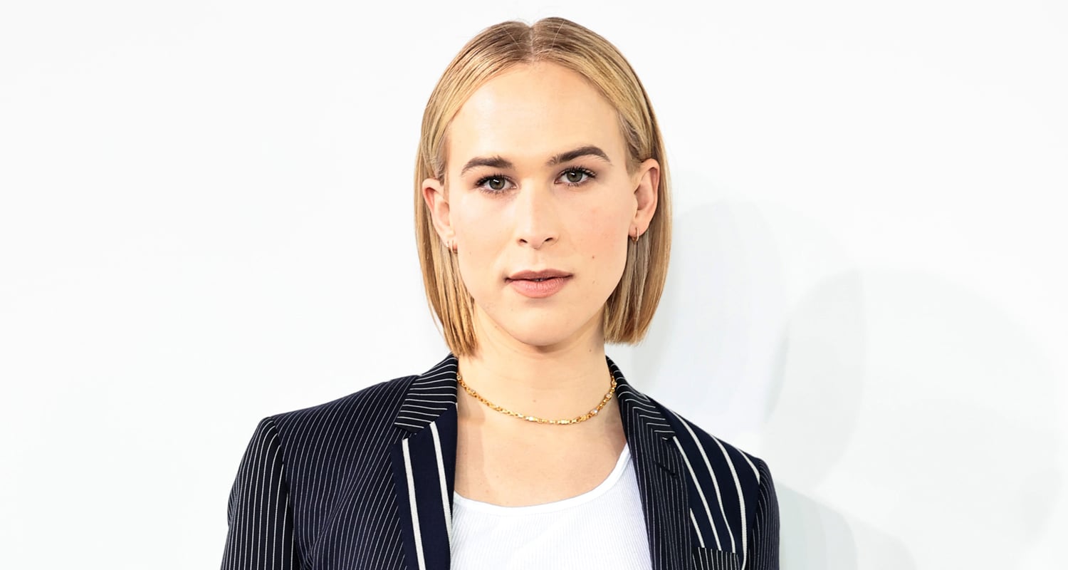 Tommy Dorfman to Make Directorial Debut, Casting Non-Binary Lead Role!