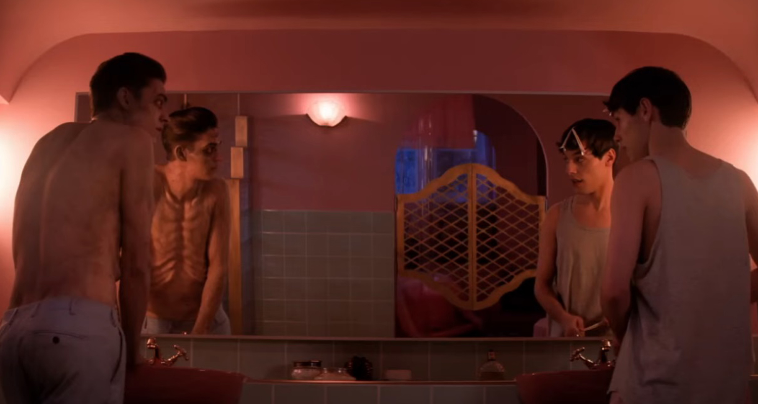 Hero Fiennes Tiffin Is Max Harwood’s Zombie Friend In ‘The Loneliest Boy in the World’ Trailer – Watch Now!