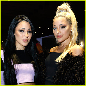 Niki & Gabi DeMartino Announced New Podcast 'Opposite Twins' - Watch a Teaser!