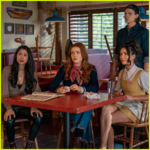 Kennedy McMann, Leah Lewis & Maddison Jaizani React to 'Nancy Drew' Ending News