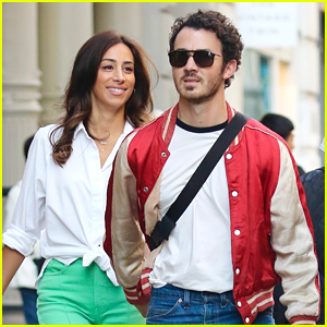 Kevin Jonas & Wife Danielle Jonas Go Shopping in Manhattan