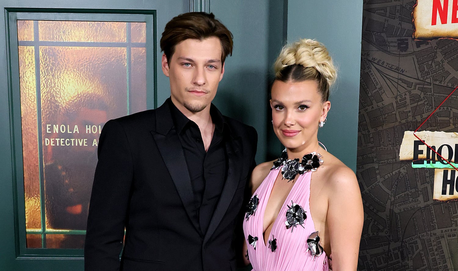 Millie Bobby Brown Joins Her Boyfriend & Co-Stars at ‘Enola Holmes 2’ Premiere!