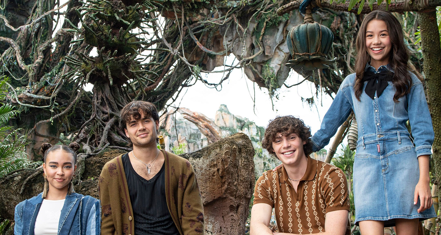 Young ‘Avatar: The Way of Water’ Stars Return to Pandora at Disney’s Animal Kingdom Park