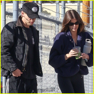 Austin Butler Goes for Juice Run with Girlfriend Kaia Gerber