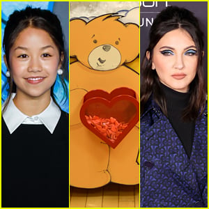 Avatar's Trinity Bliss, Julia Michaels & More to Star In Build-A-Bear Christmas Movie