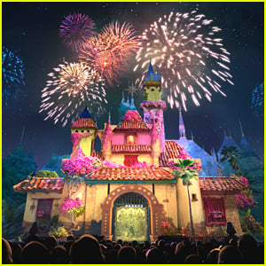 Disneyland Reveals New Details & BTS Video for Upcoming Nighttime Spectacular 'Wondrous Journeys'