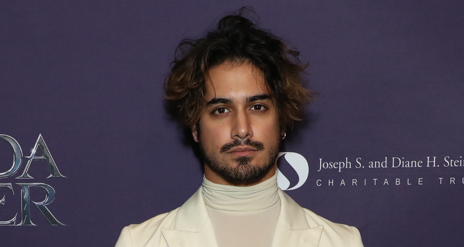 Avan Jogia Doesn't Look Back at Time on Nickelodeon Fondly | Avan Jogia,  Nickelodeon | Just Jared Jr.