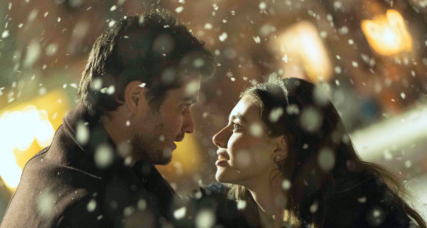 Chase Stokes & Sydney Taylor to Lead ‘Marked Men’ Movie Adaptation From ‘The Notebook’ Director, First Look Revealed