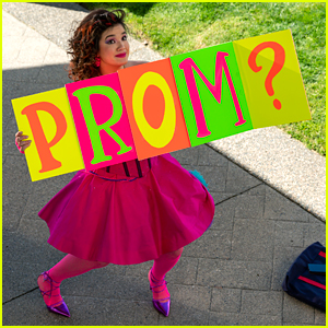 Peyton Elizabeth Lee's 'Prom Pact' Movie Gets New Stills & Premiere Date