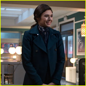 Supergirl's Nicole Maines Returns as Nia Nal/Dreamer on 'The Flash' Tonight: 'It Was Wild Just to Be Back'