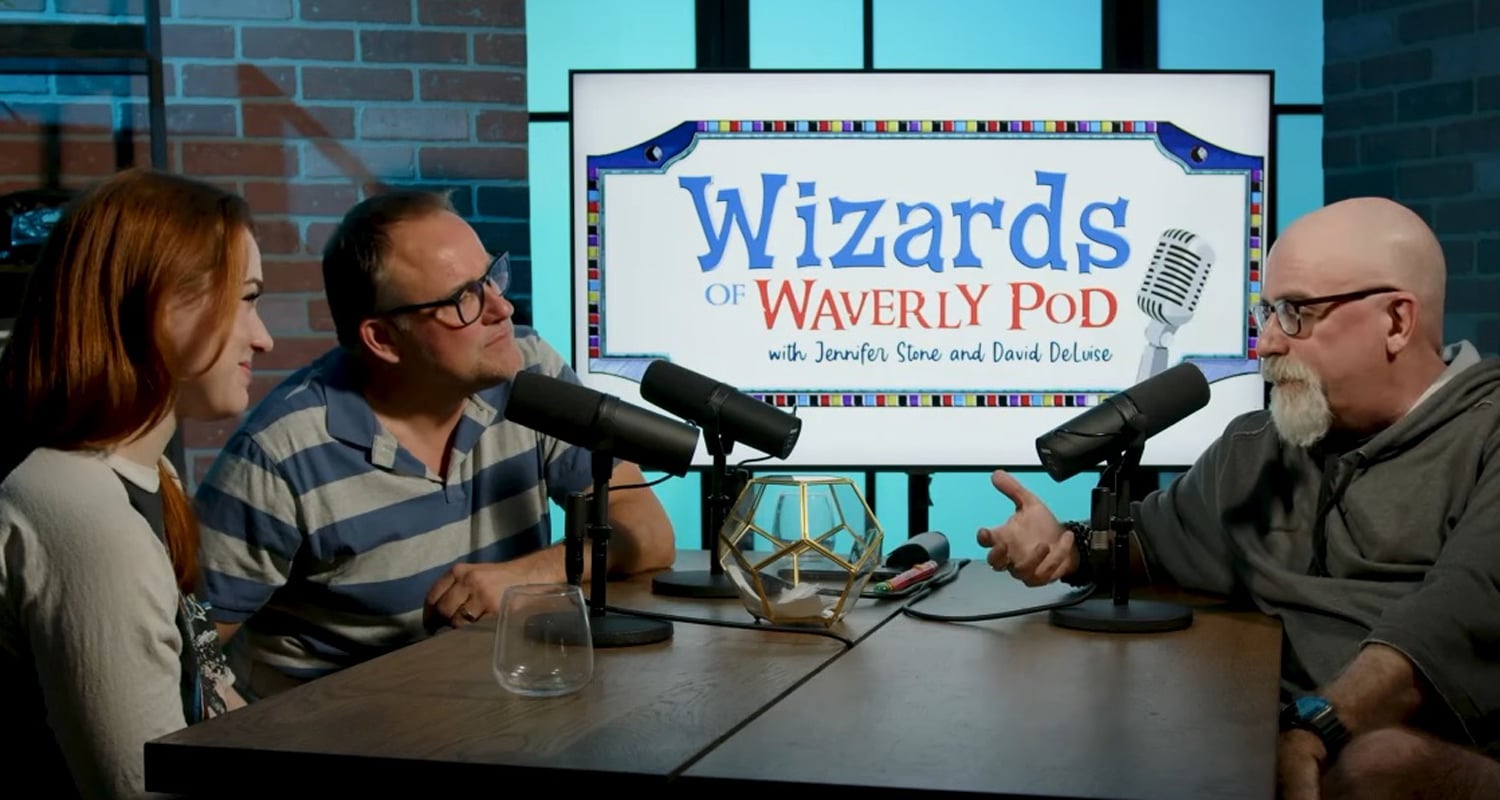 Former ‘Wizards of Waverly Place’ Showrunner Talks Exploring Alex & Stevie’s Relationship, Series Ending & More