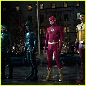 First Look at Stephen Amell, Keiynan Lonsdale, David Ramsey & More Back on 'The Flash' - Watch the Teaser!