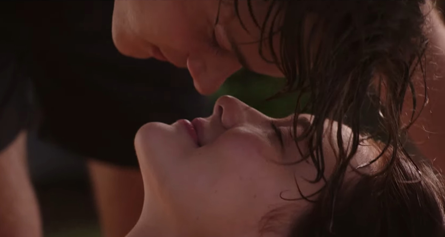 Lola Tung & Christopher Briney Go In for a Kiss In ‘The Summer I Turned Pretty’ Season 2 Teaser – Watch Now!