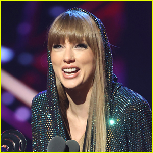 Taylor Swift Announced '1989 (Taylor's Version)' at Final Eras Tour LA on 8/9