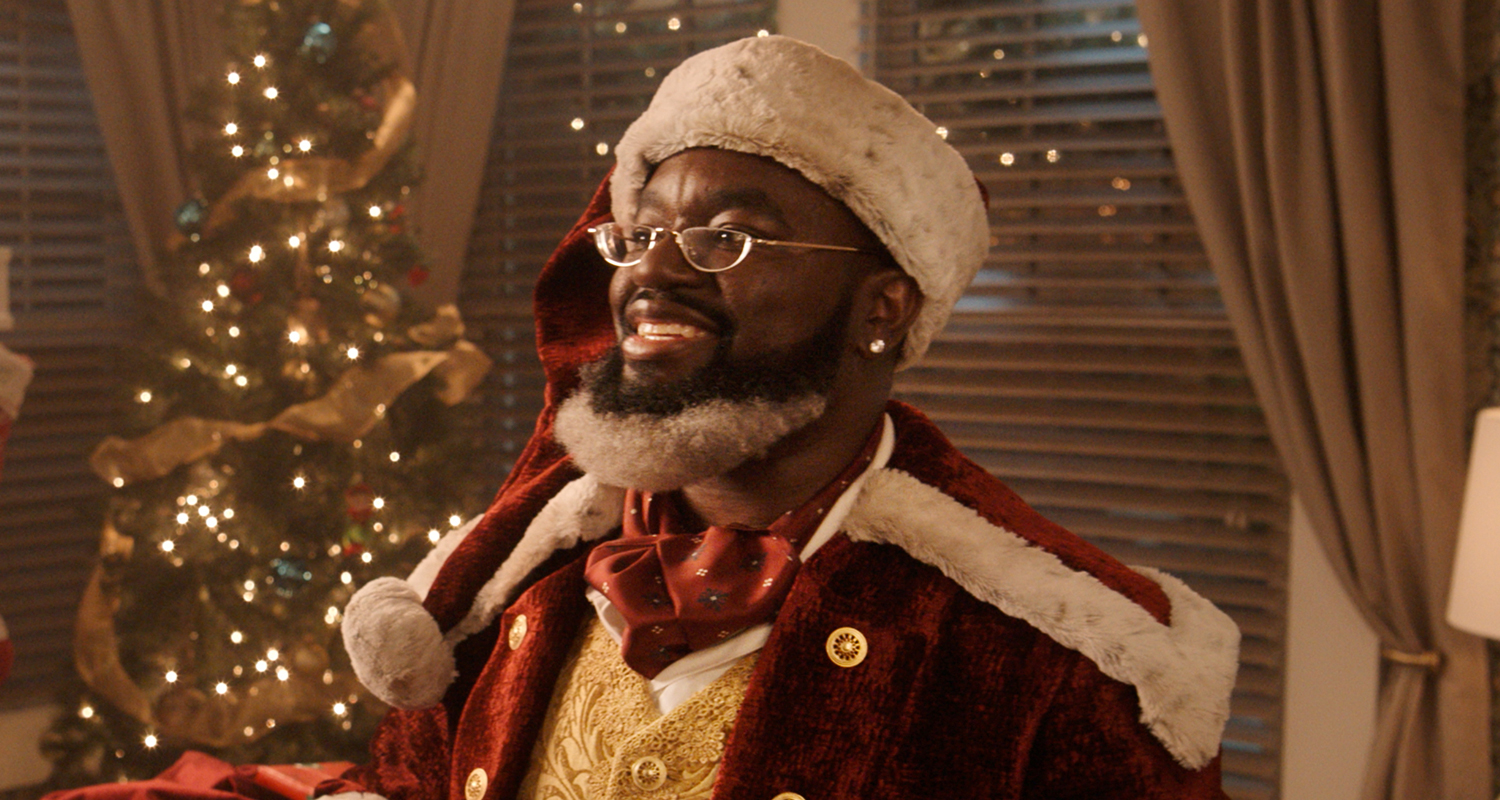 Lil Rel Howery Plays Santa In Disney+ Family Comedy ‘Dashing Through