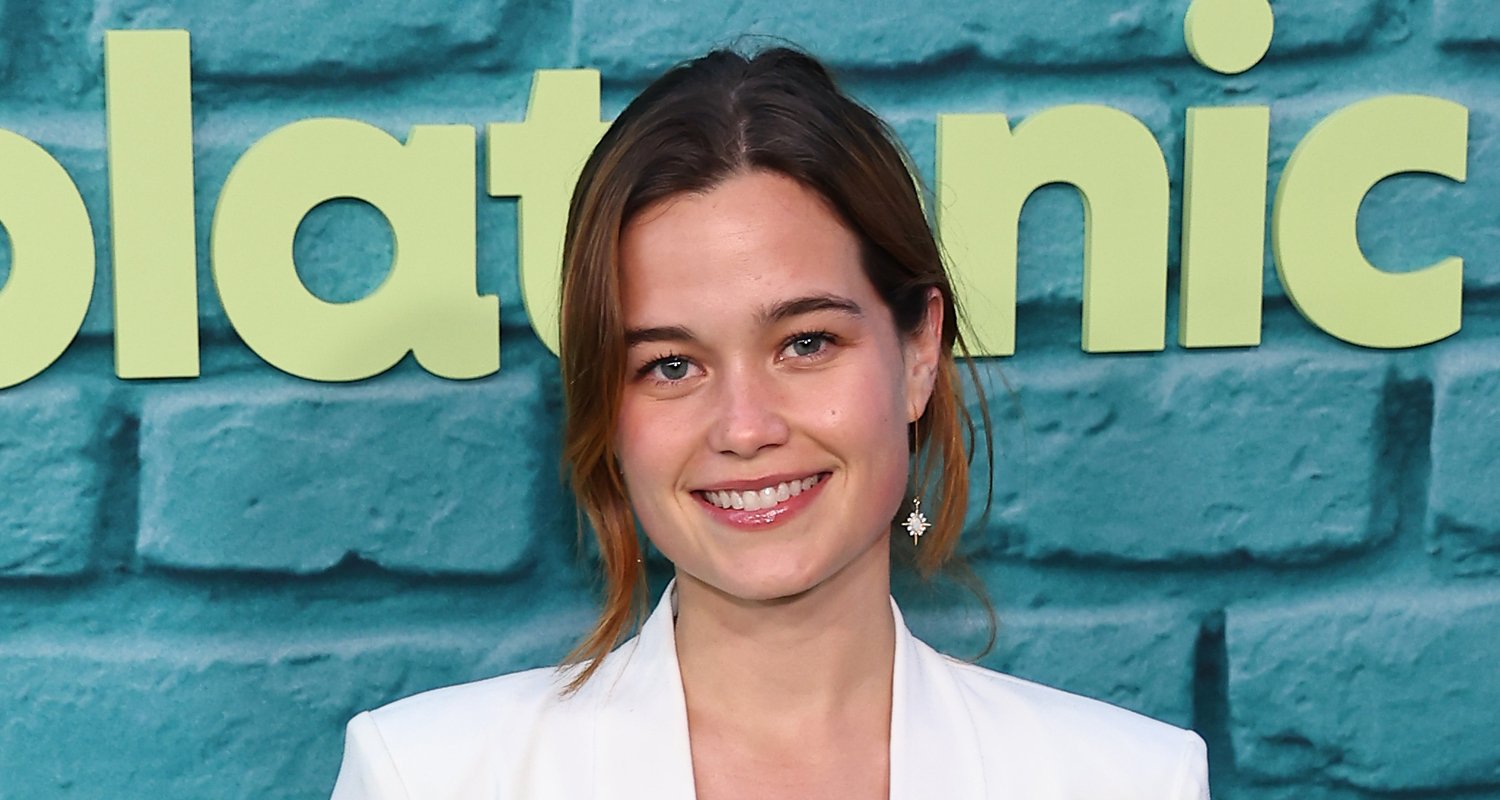 Sarah Catherine Hook is Beyond Excited to Join ‘The White Lotus’ Season 3 | Aimee Lou Wood, Casting, Patrick Schwarzenegger, Sam Nivola, Sarah Catherine Hook, Television