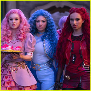 'Descendants: The Rise of Red' Stars React to Making Disney History, Having 'Iconic' Royal Parents & Continuing the Legacy of the Original Trilogy (Exclusive)