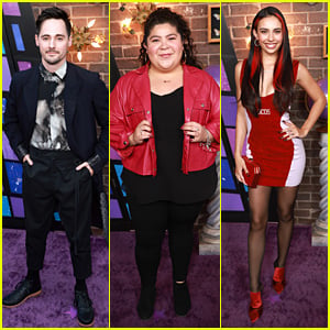 Jake Thomas, Raini Rodriguez, Kylie Cantrall & More Disney Stars Attend 'Wizards Beyond Waverly Place' Premiere